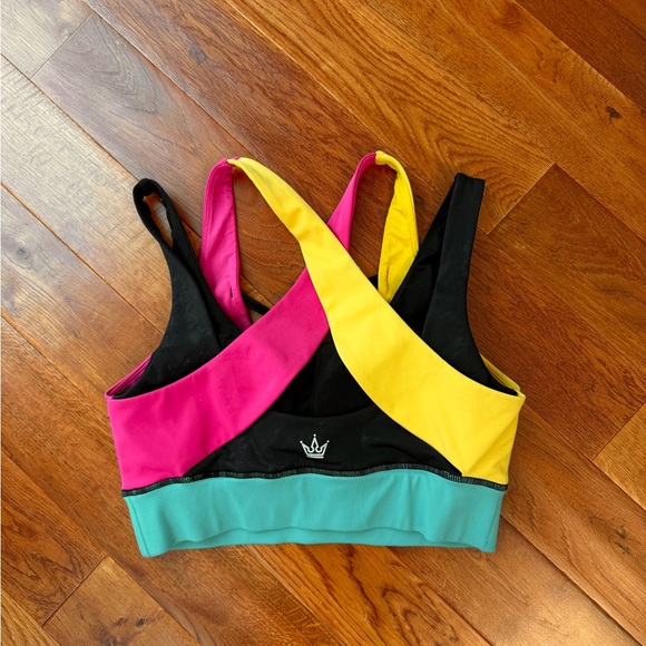 Crowned Athletics Pumpkin Queen Set Size M - Picture 7 of 9